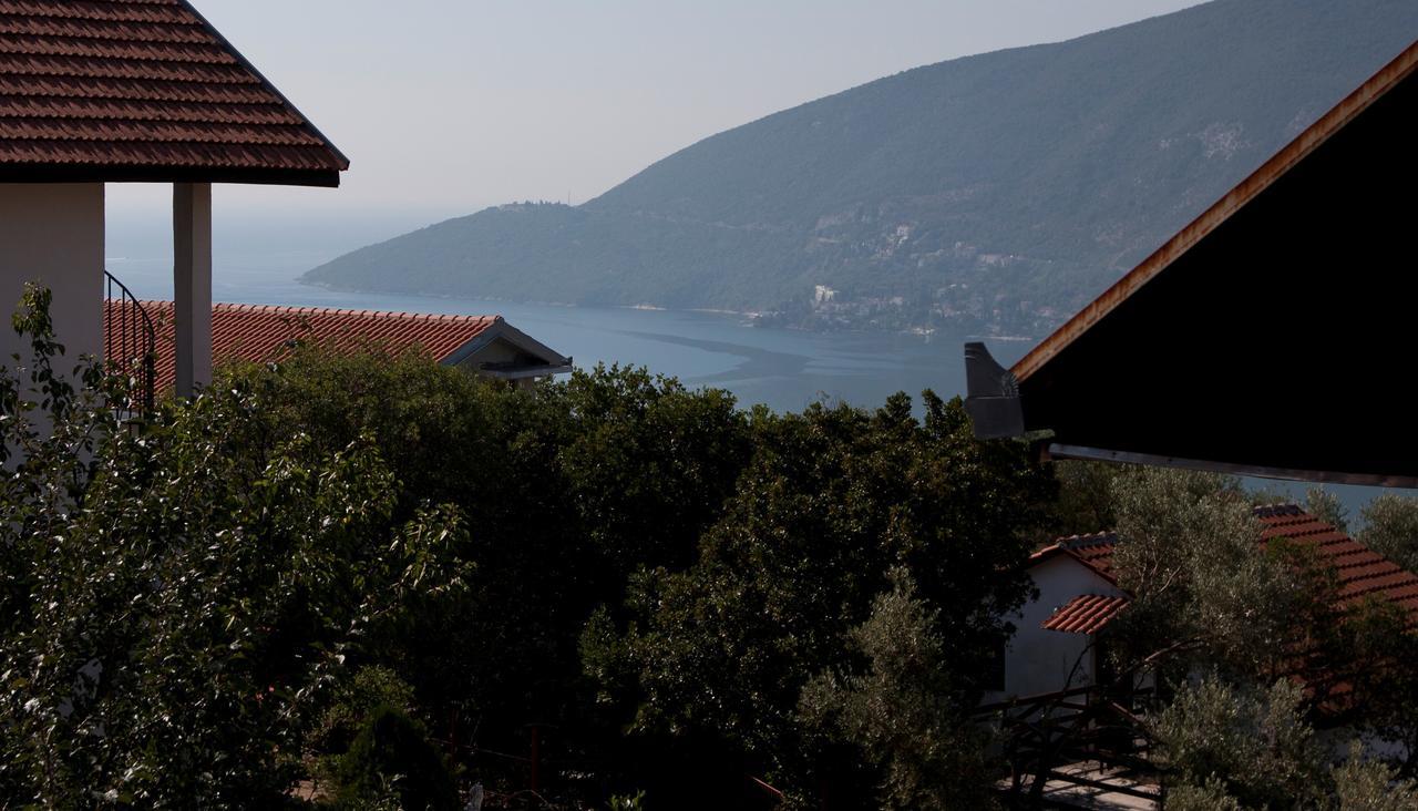 Villa House By The Sea à Herceg Novi Extérieur photo